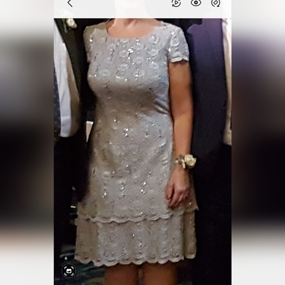 Dress - Picture 9 of 9